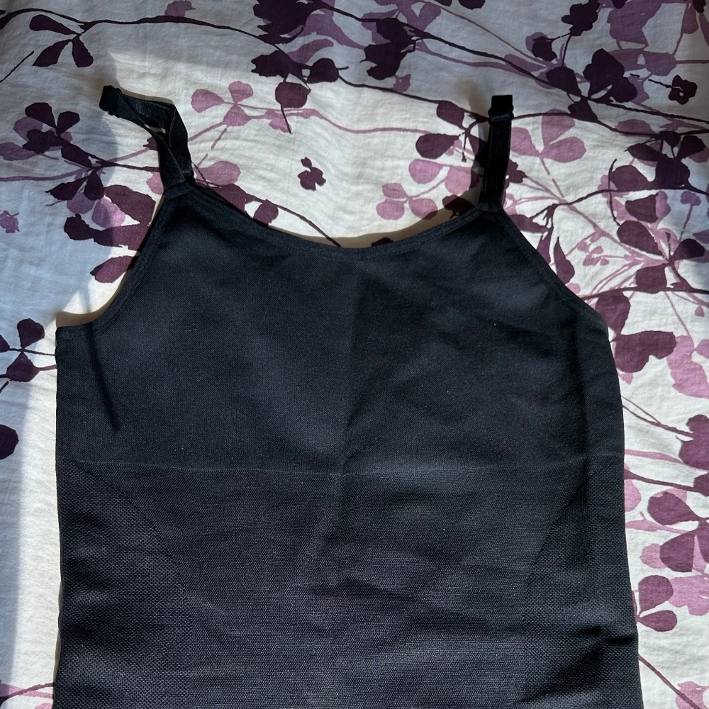 NWOT Black Shapermint Scoop Neck Cami MEDIUM